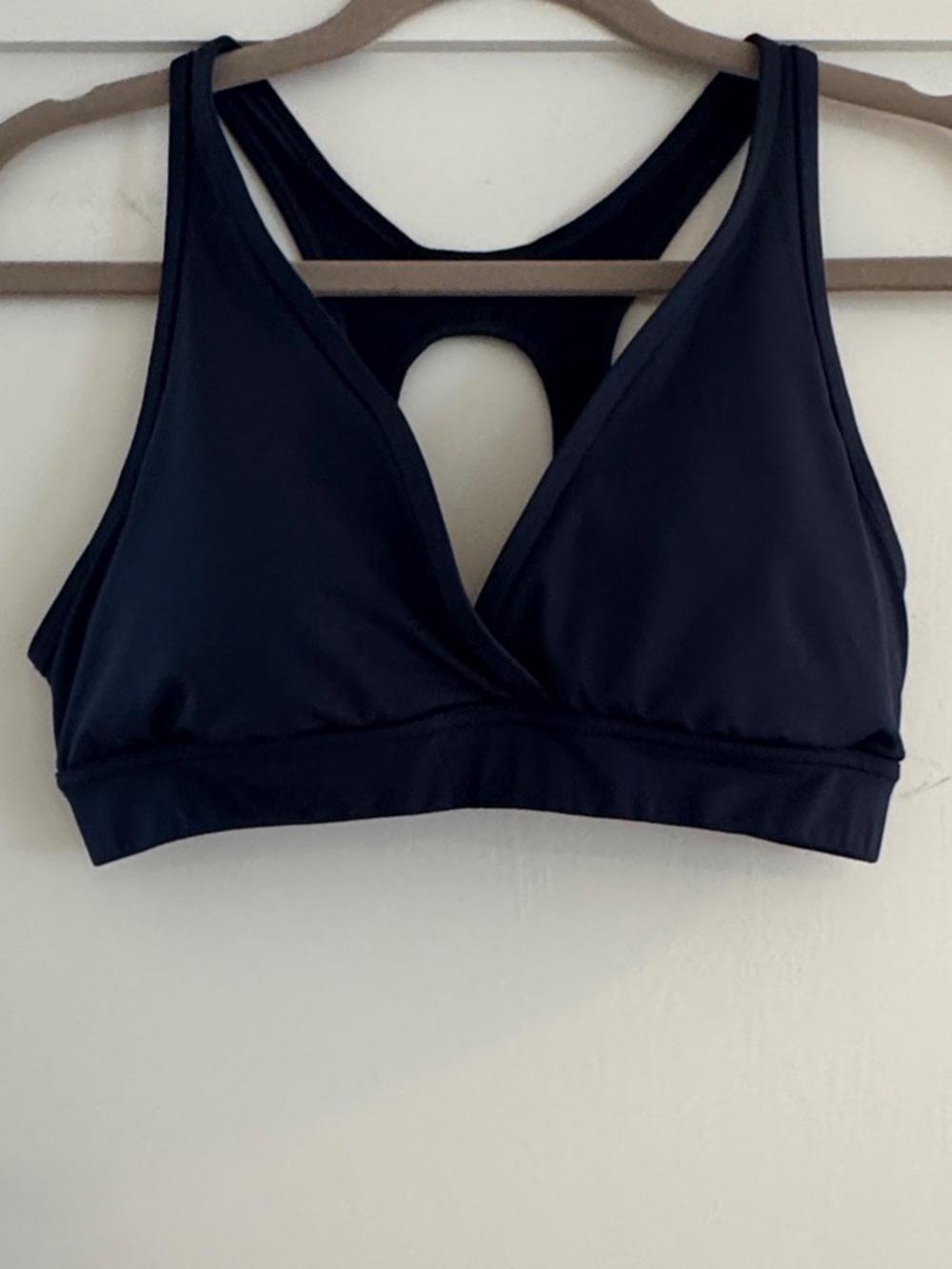 Handful FAV Sports Bra in Navy | Size Medium - Picture 3 of 6